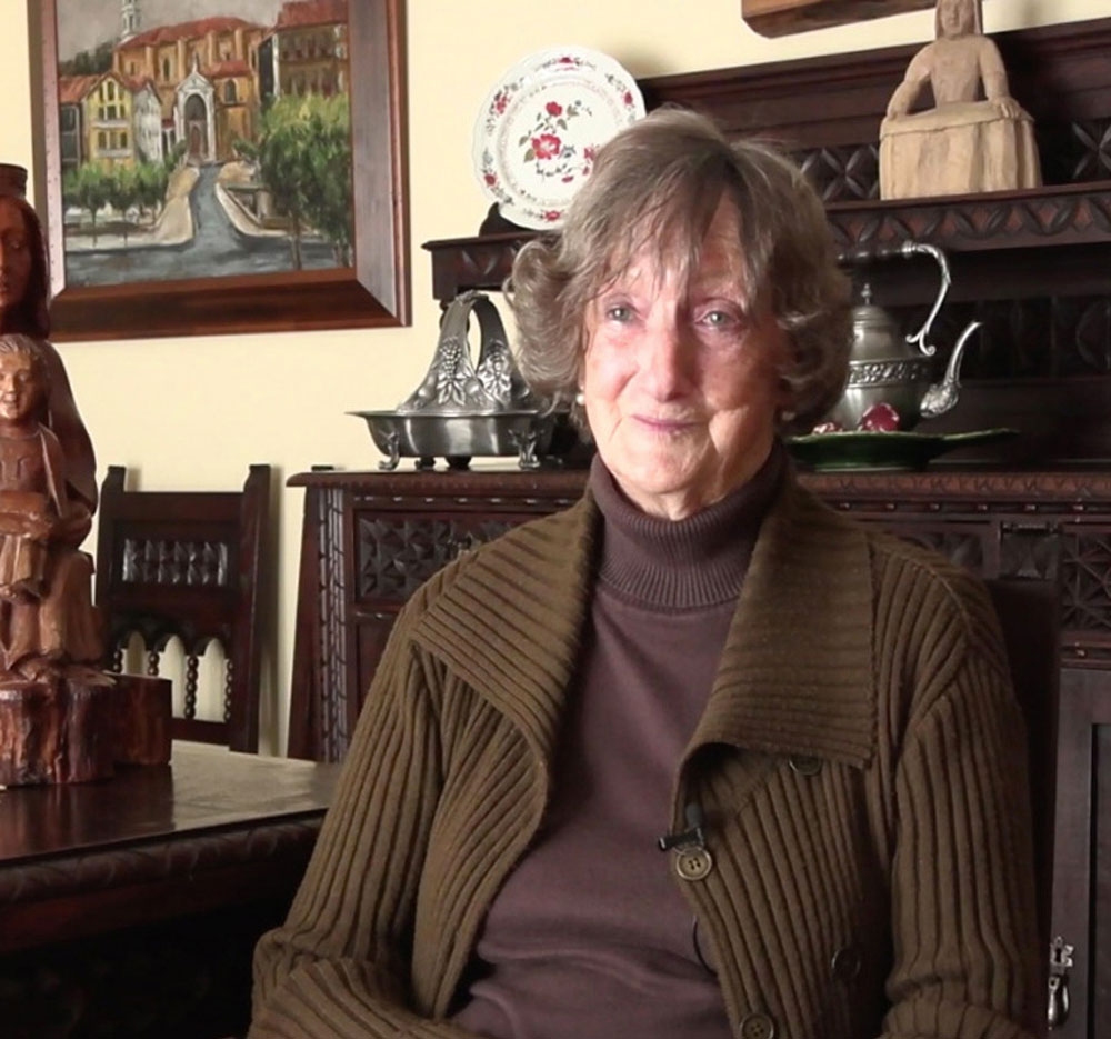 M.ª Teresa Viguria Otazu